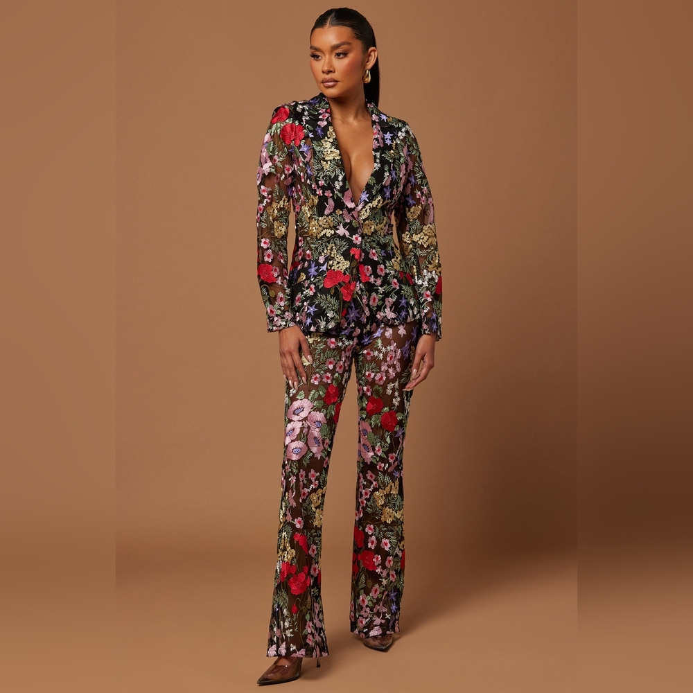 Fashion Nova embroidered lace jackets and pant set - Picture 2 of 9